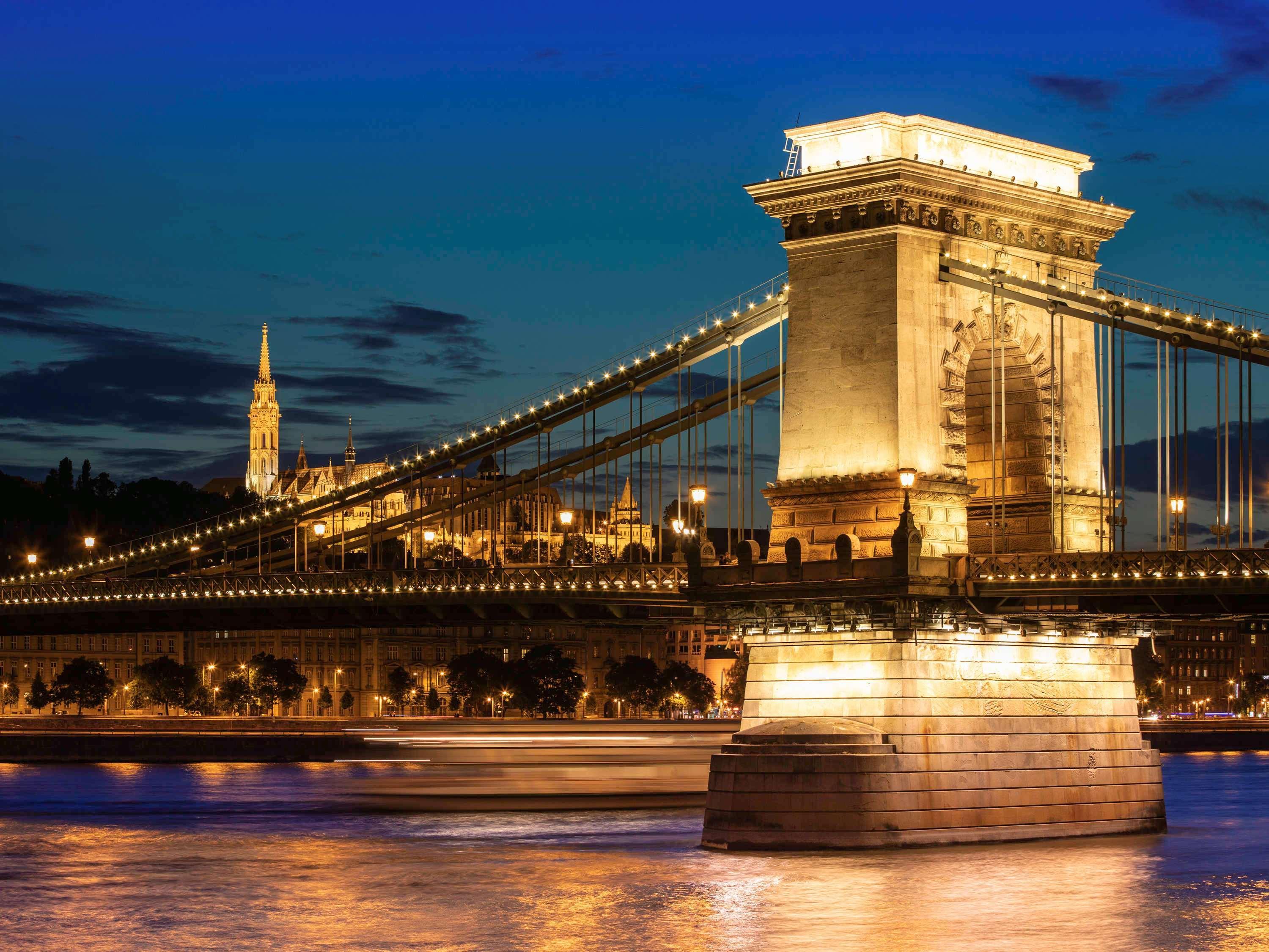 Sofitel Budapest Chain Bridge Bagian luar foto