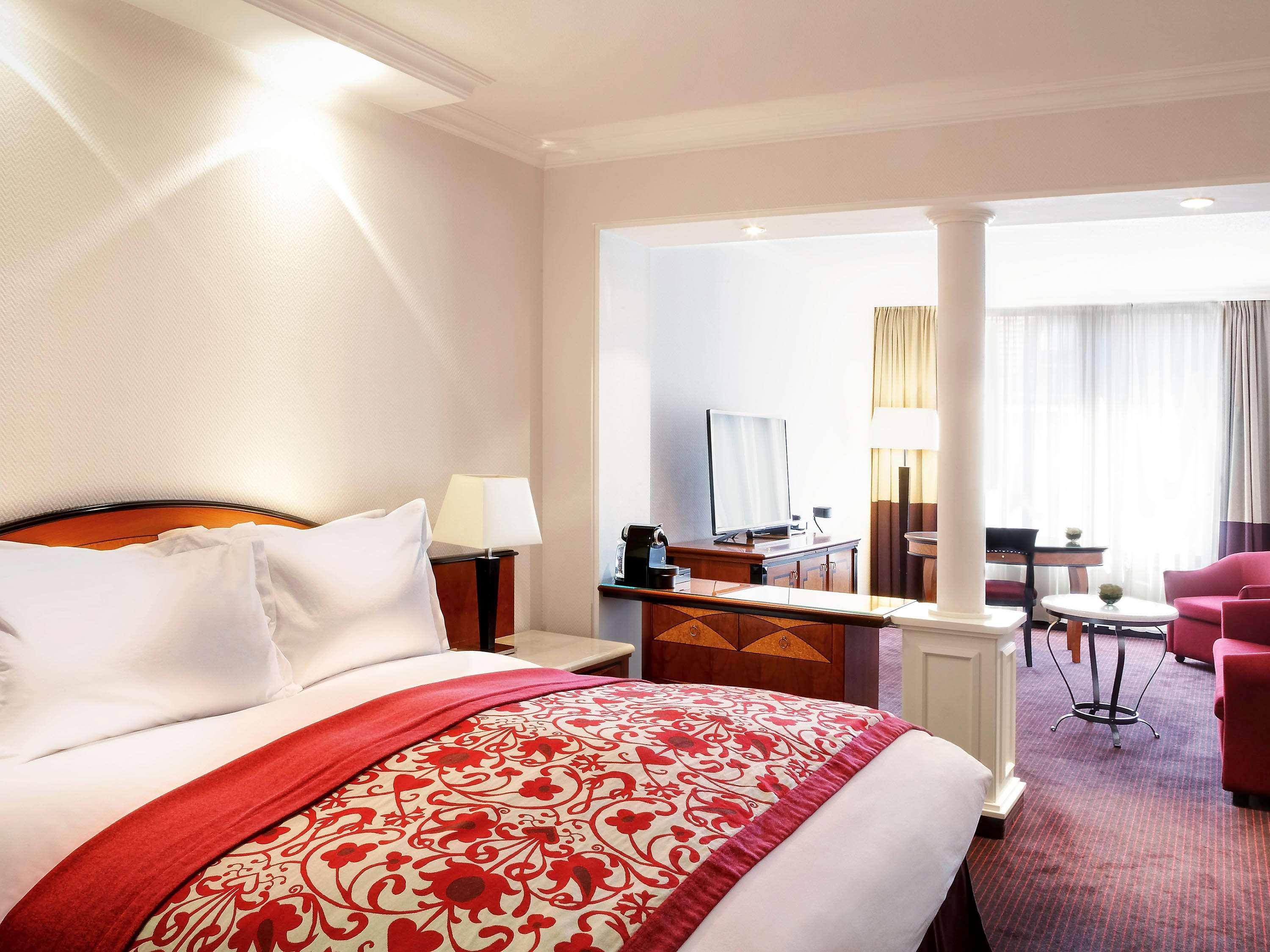 Sofitel Budapest Chain Bridge Bagian luar foto